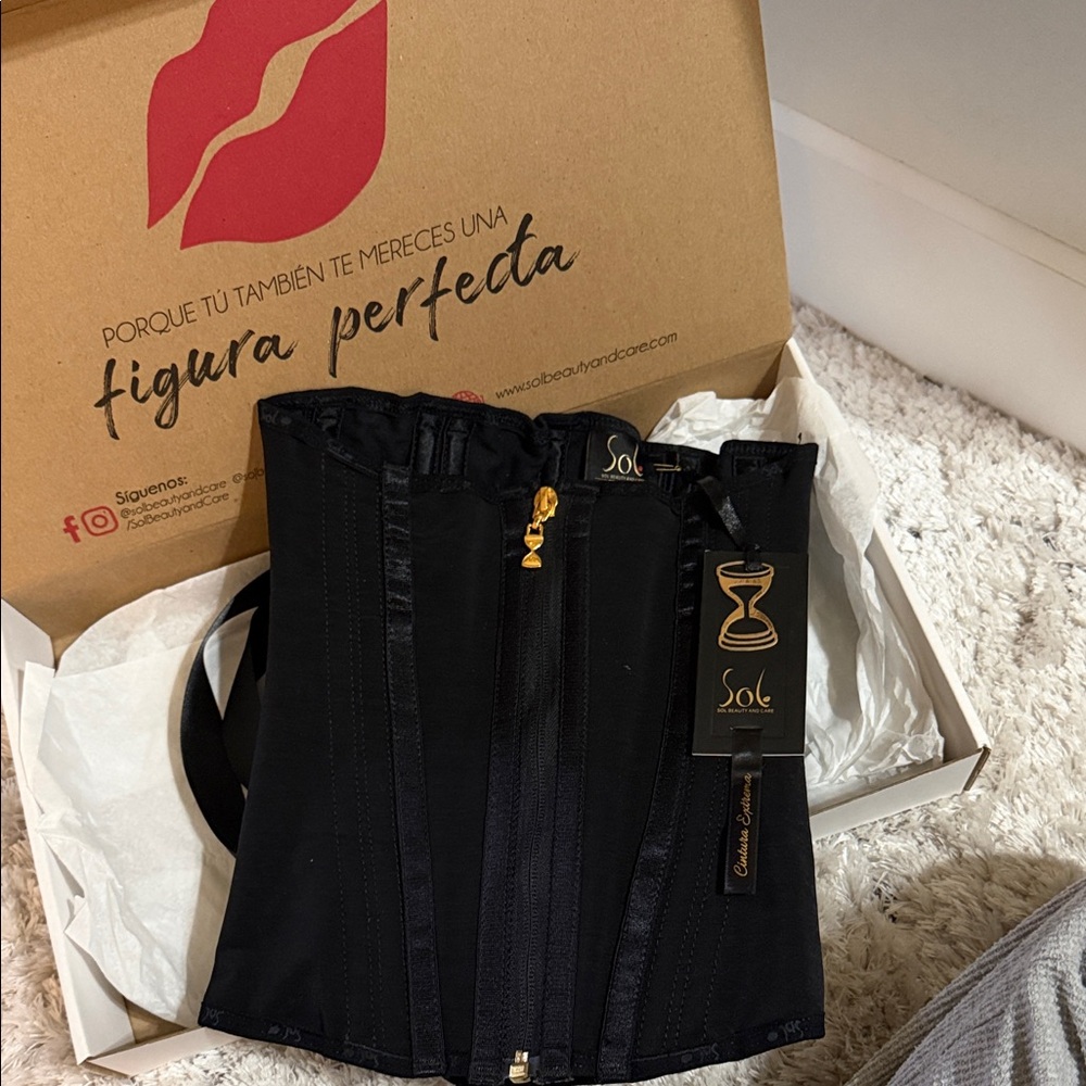Sol Black Corset